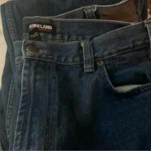 Kirkland Signature Men's Blue Jeans great condition Size 40 x 30